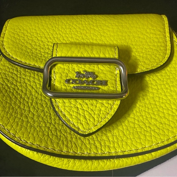 Coach Neon Green Mini Crossbody | Cancun Memories | Styled by Laura ❤️ - Picture 11 of 16